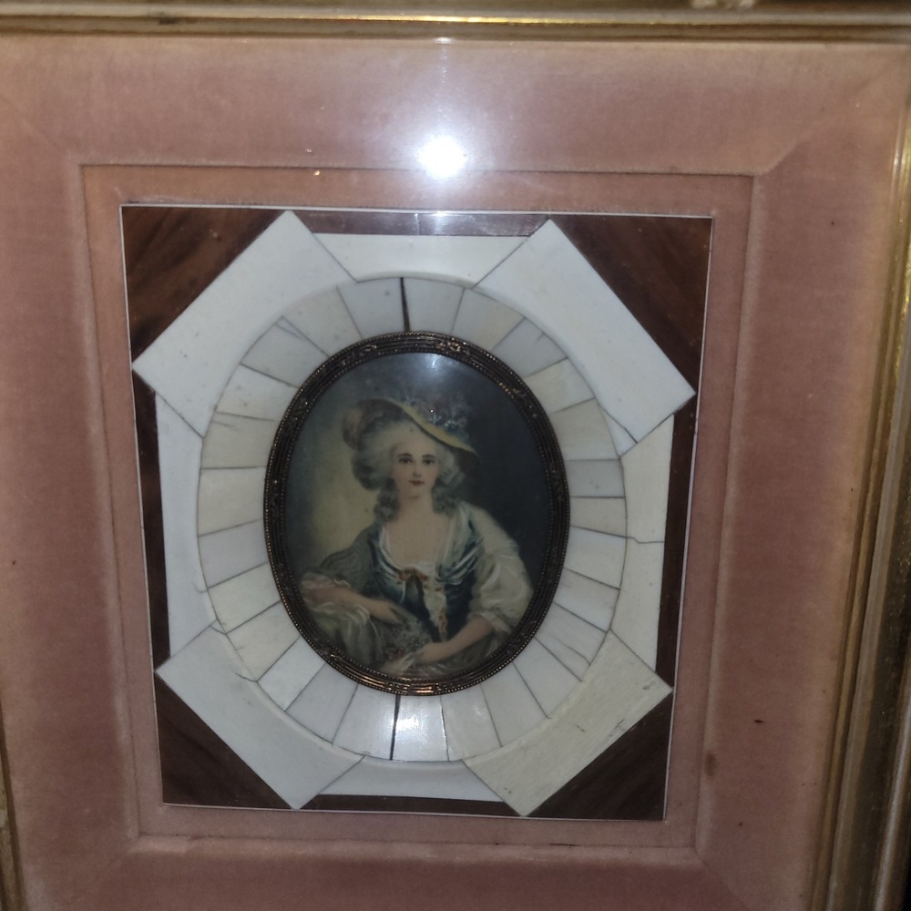 Victorian Portraits Miniature Hand Painted Bakelite Frame Lady Gold Matted Pair - Picture 5 of 11